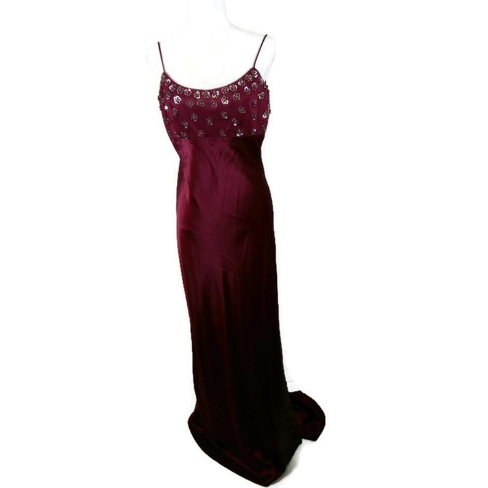 IN-XS Gown